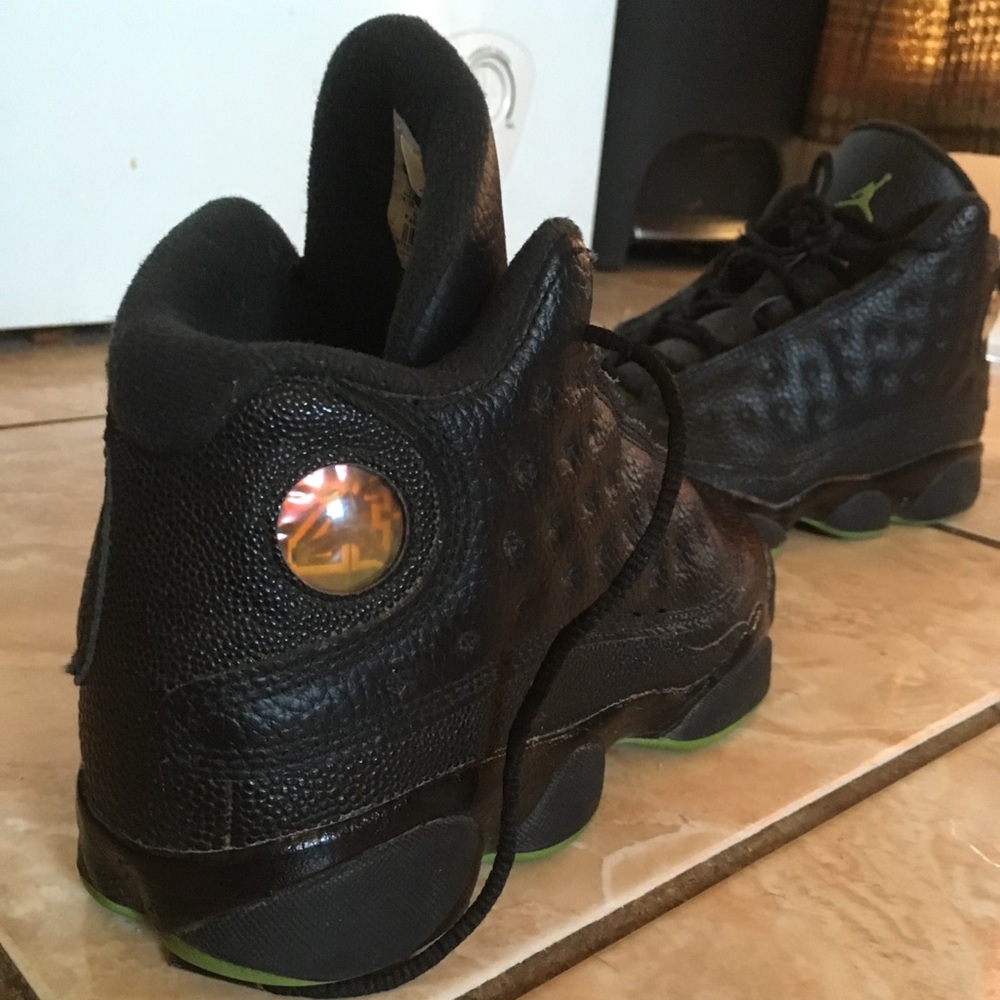 Jordan 13 - Picture 2 of 3